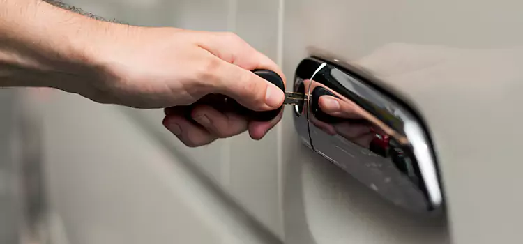 Why Choose Our Auto Locksmith Team in Rosemont, CA?